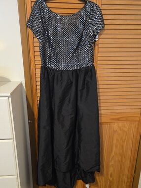 Adrianna Papell Black Sequin Bodice Evening Dress